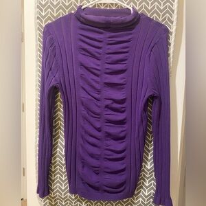 Turtleneck as shown Size M